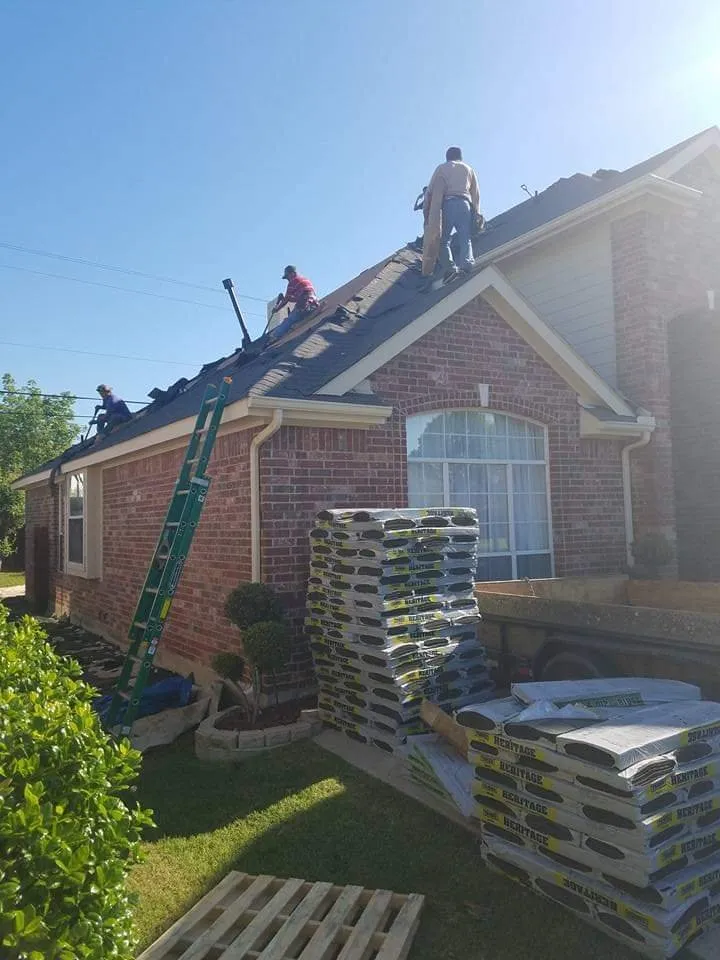 Licensed roof leak repair experts serving Palo Pinto, TX - Spartan Construction and Roofing