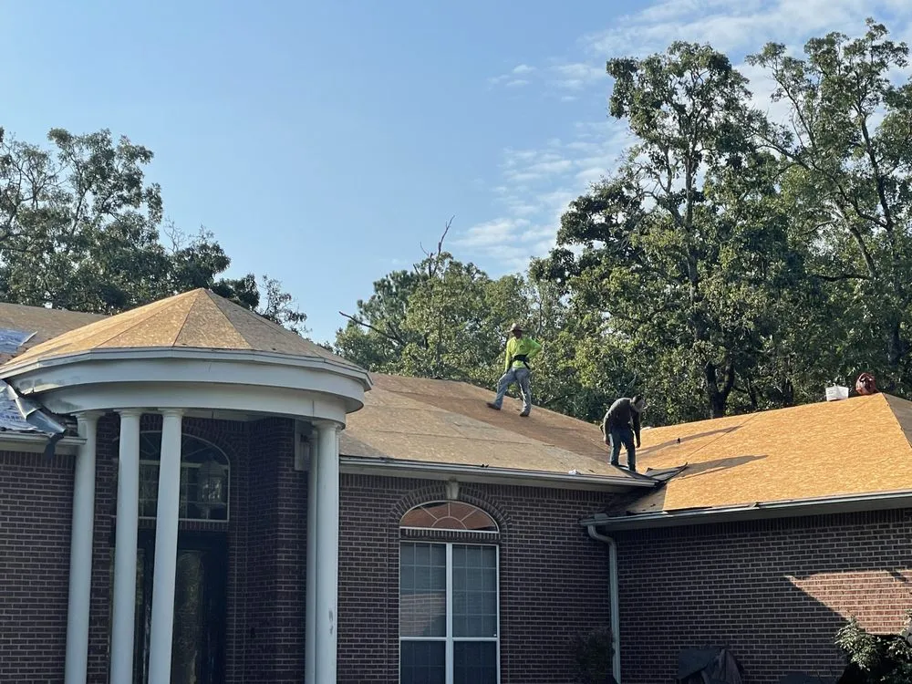 Local roof leak repair experts serving Flint, TX - Spartan Exteriors 