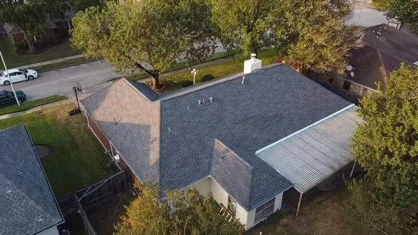 Spartan Roofing Logo