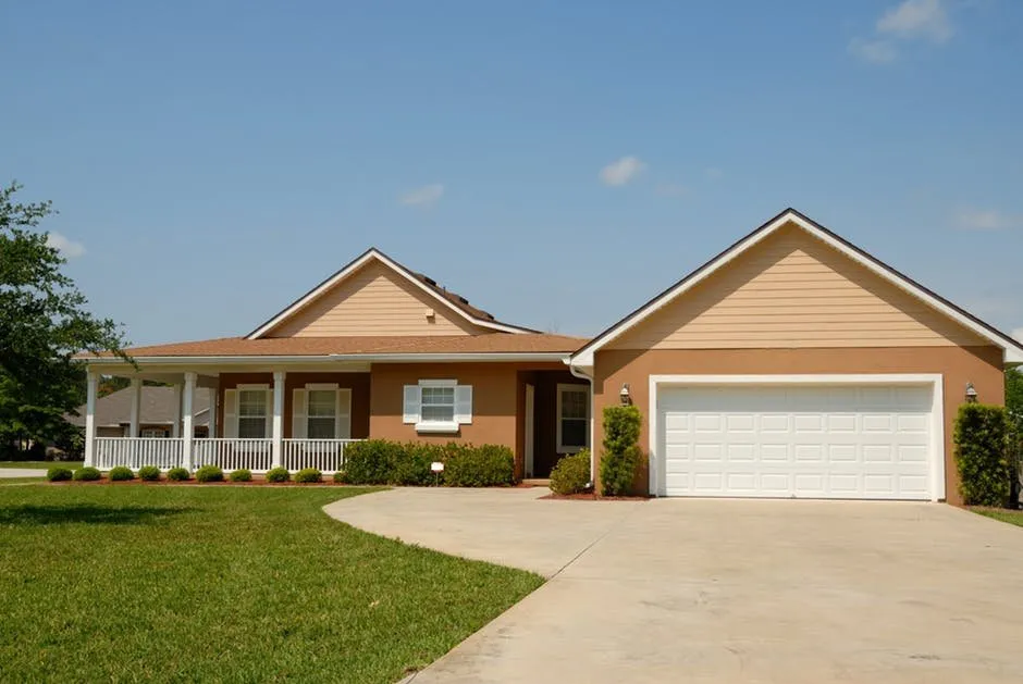 Emergency roof inspection in Mt Juliet, TN - Specialized Roofing & Exteriors