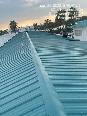 Specialized Roofing System Logo