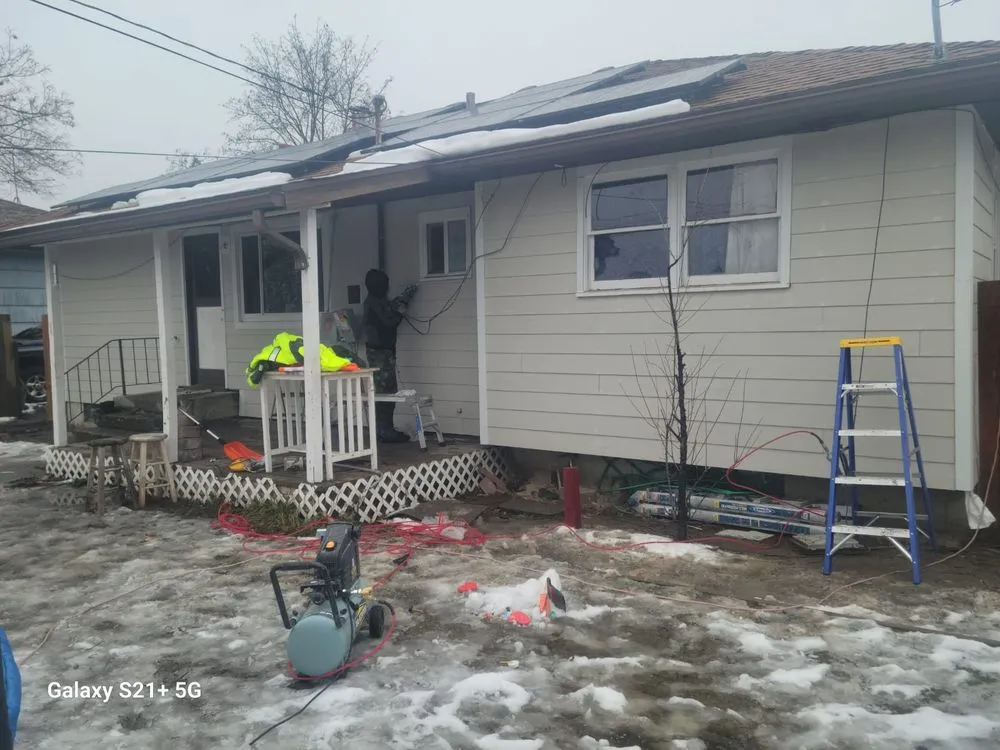 Slide of Specialty Bro’s