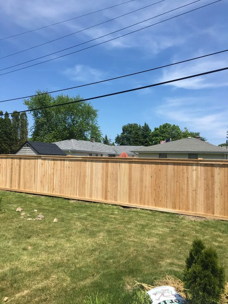 Slide of Speed Fence & Carpentry