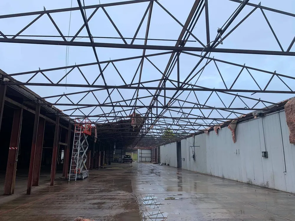 Slide of Speedy Gonzalez Roofing