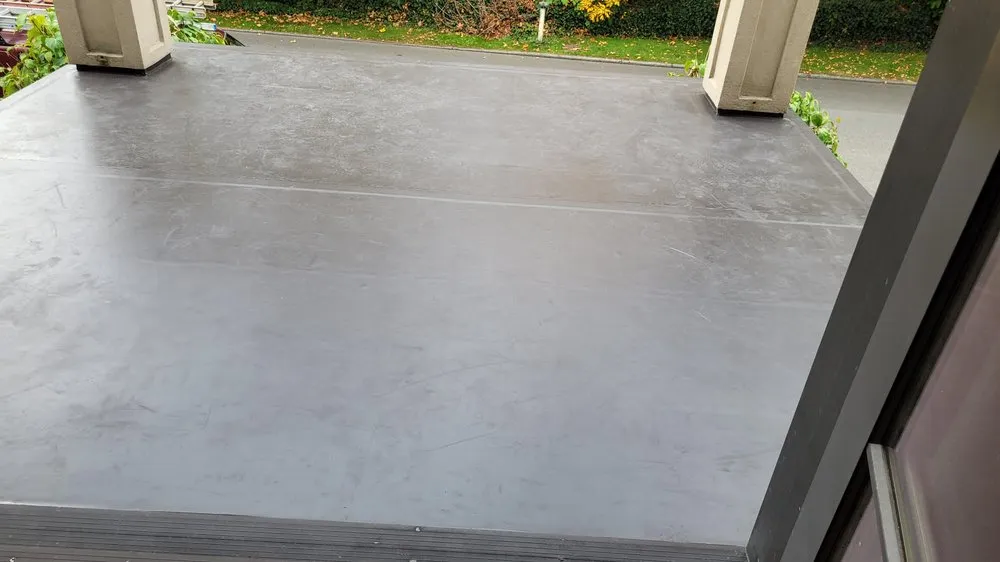 Slide of Speedy Roofing