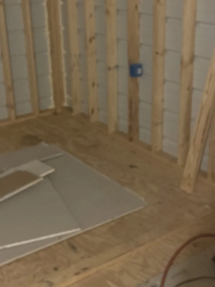 Emergency residential roofing service for homes across Redwood, MS - Spelich roofing
