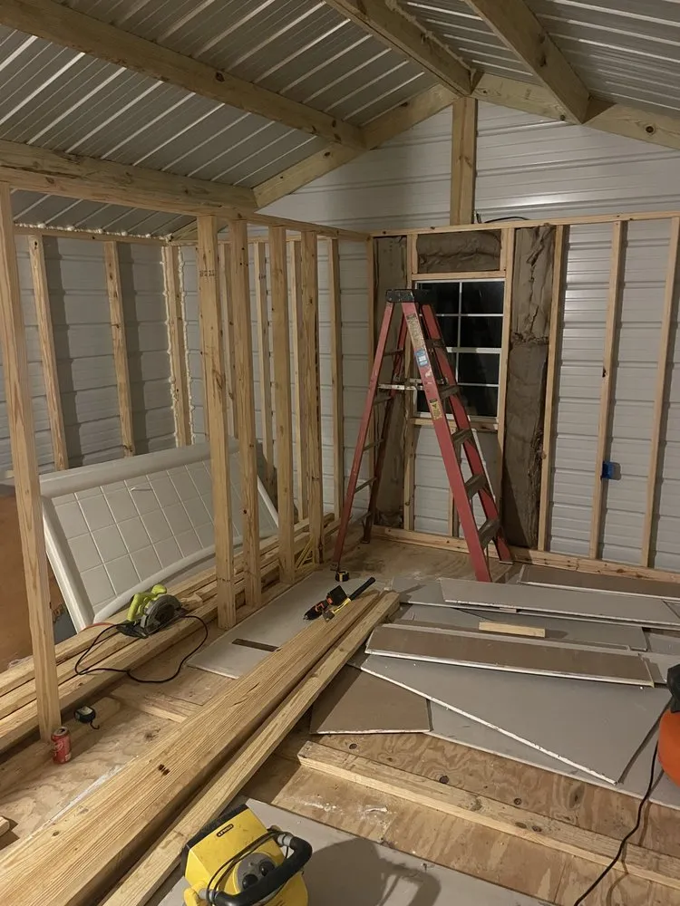 Licensed storm damage roof repair in Redwood, MS - Spelich roofing