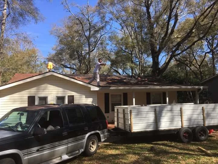 Slide of Spencer Roofing & Construction