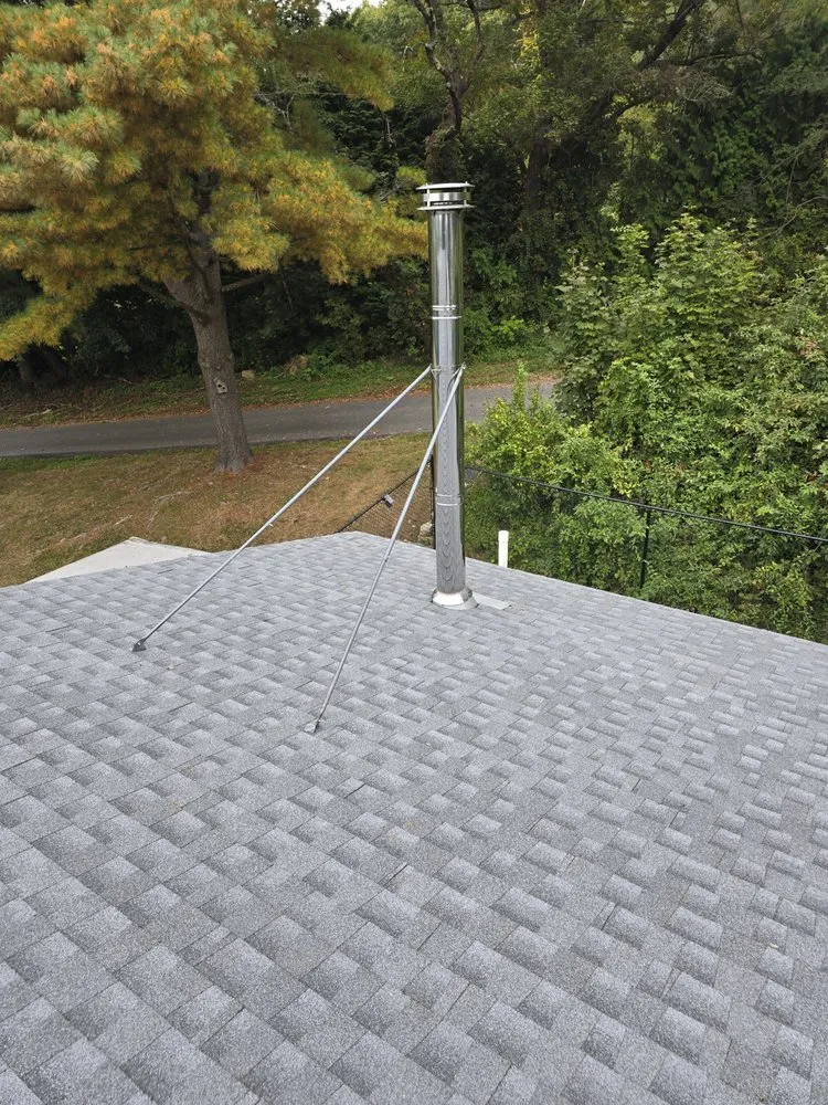 Slide of Splendor Roofing and Gutters