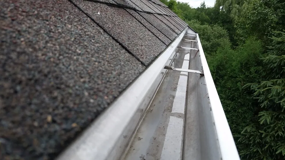 Slide of Spotless Gutter Cleaning & Repair