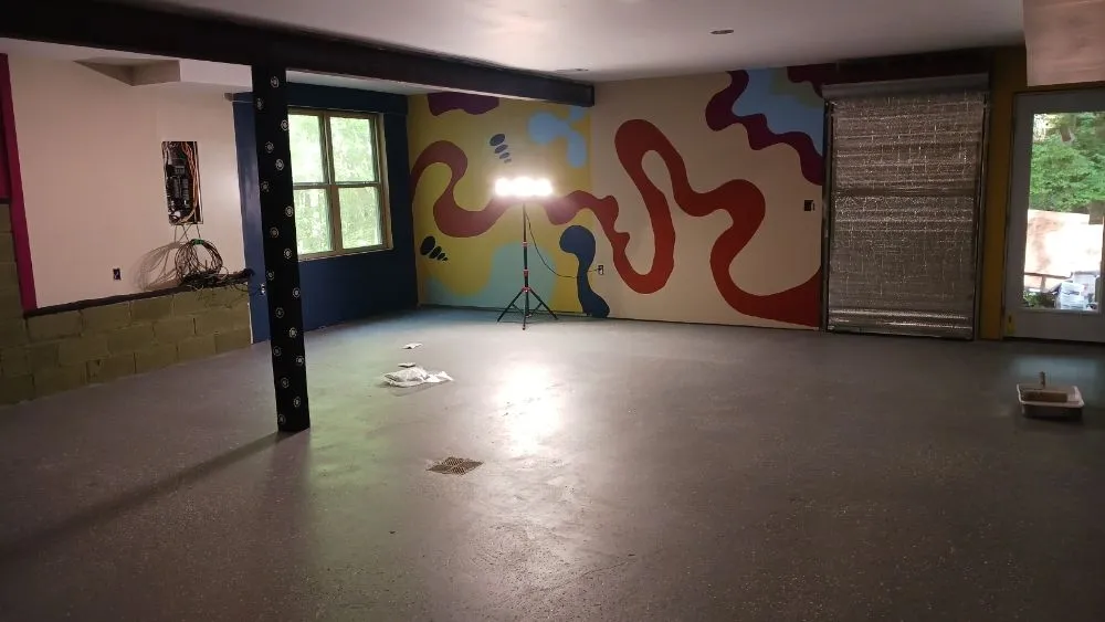 Slide of Sprinter Construction