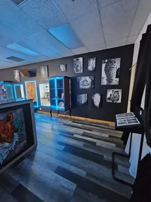 Squid Construction Logo