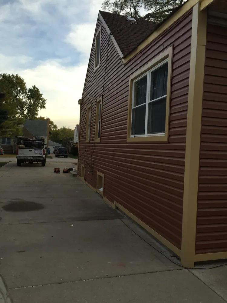 Slide of SR Roofing Construction