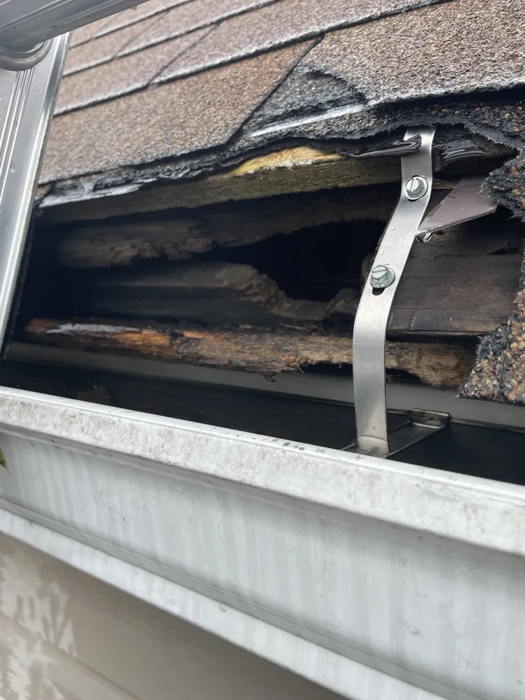 Slide of SR Roofing Construction