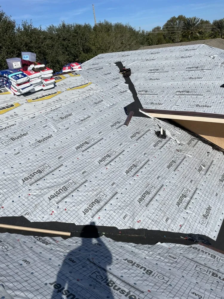 Slide of SR Roofing