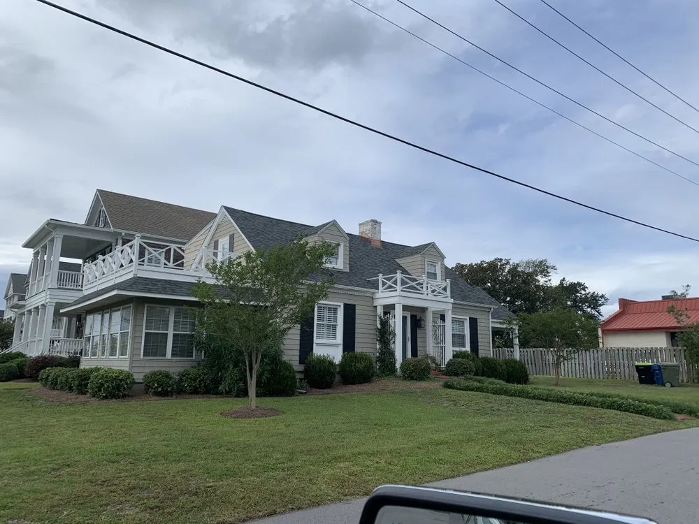 Slide of S&R Roofing