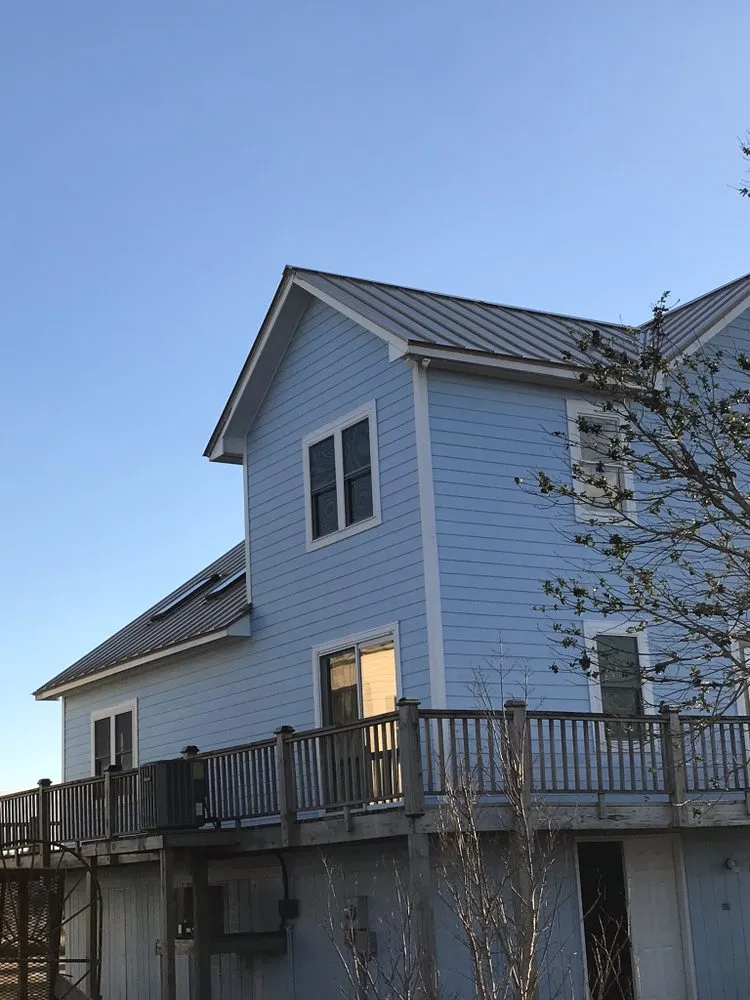 Slide of S&R Roofing