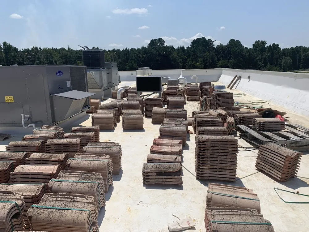 Slide of S&R Roofing