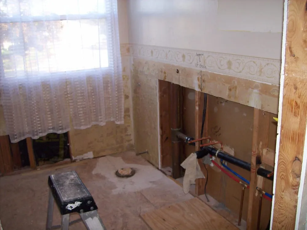 Slide of SRC Restoration and Handyman