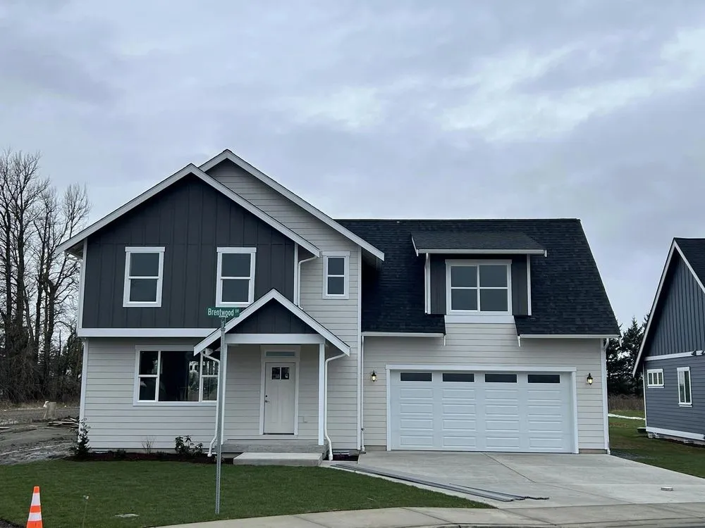 Slide of SRS Roofing