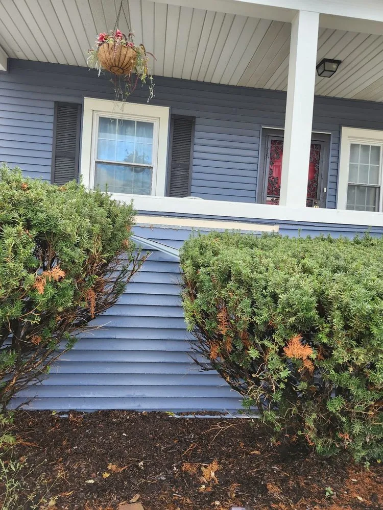 Slide of SRT Roofing Services