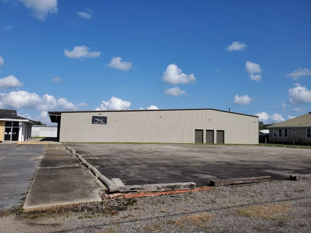 Slide of S&S Contractors