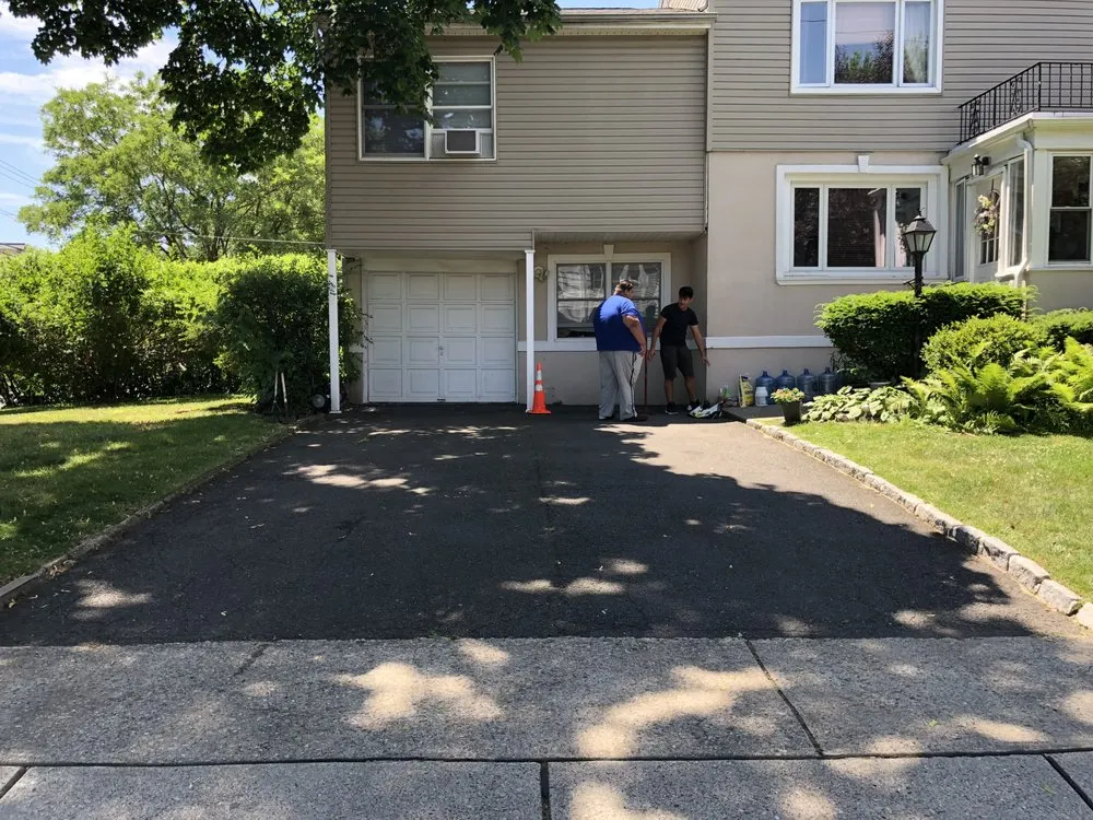 Slide of S&S Roofing & Sealcoating