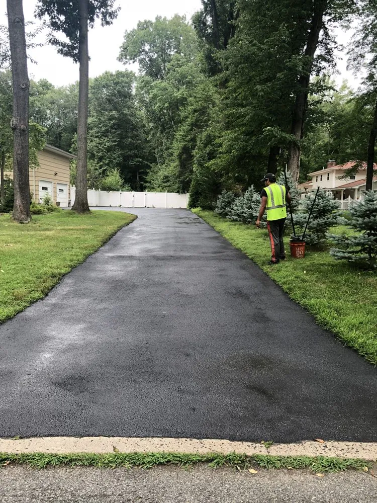 Slide of S&S Roofing & Sealcoating