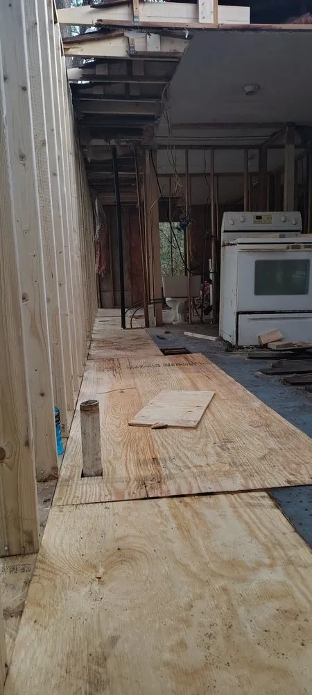 Slide of SSI Construction and Remodeling