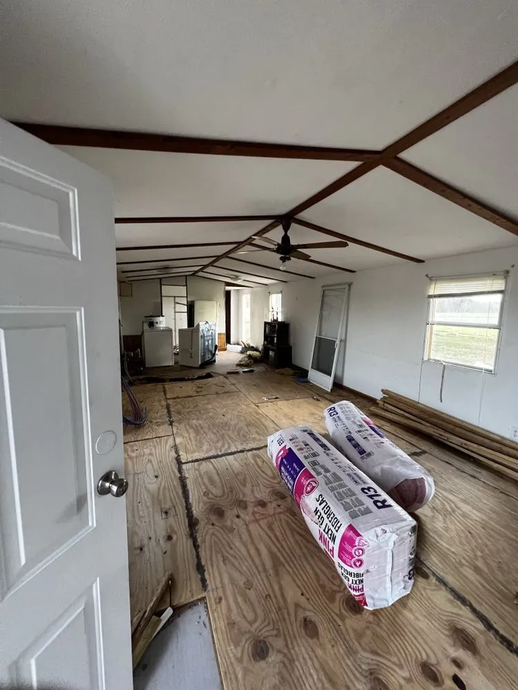 Slide of S&T Home Improvement