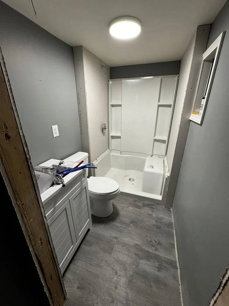 Slide of S&T Home Improvement