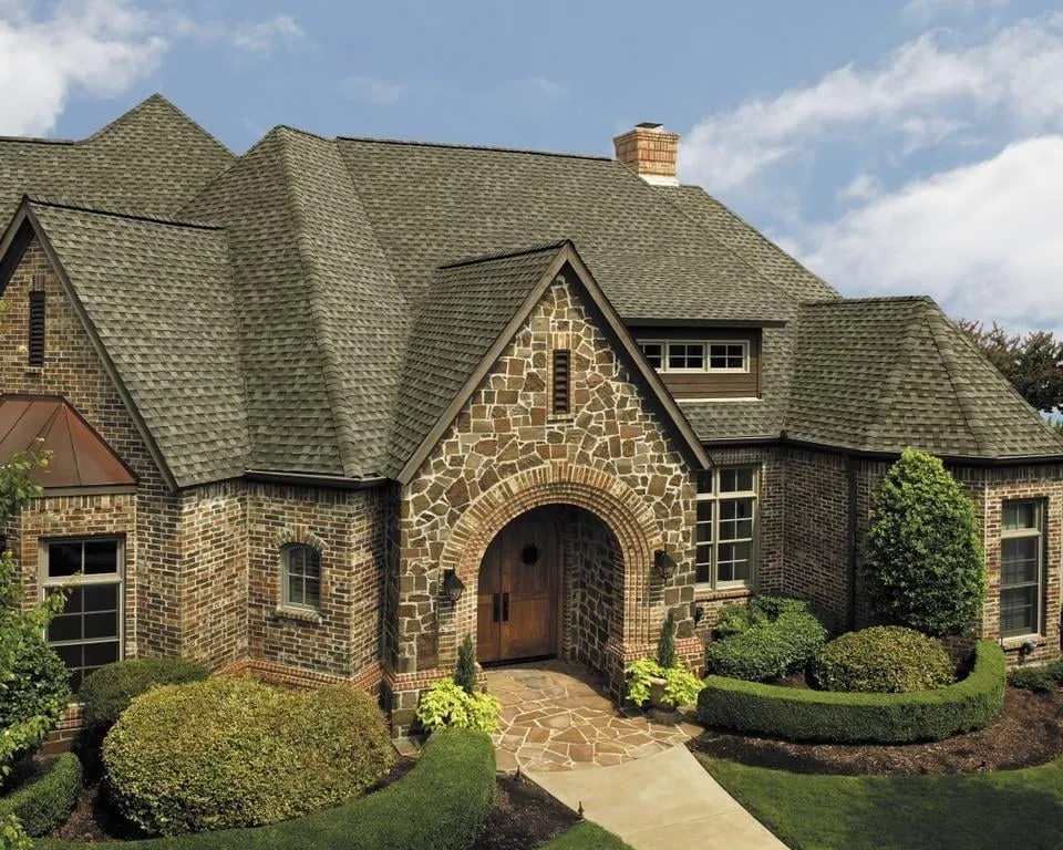 Local roof replacement near you in St Louis, MO by St Louis Roofing & Exteriors