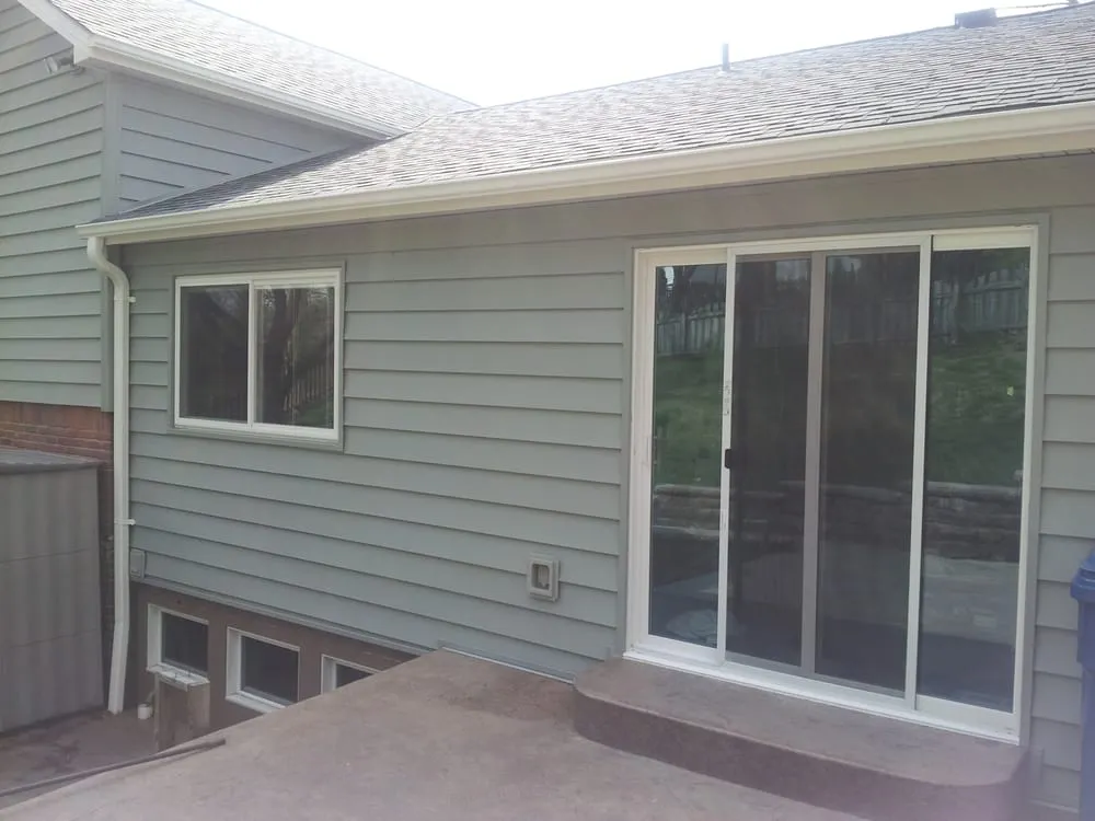 Slide of St Louis Roofing & Siding