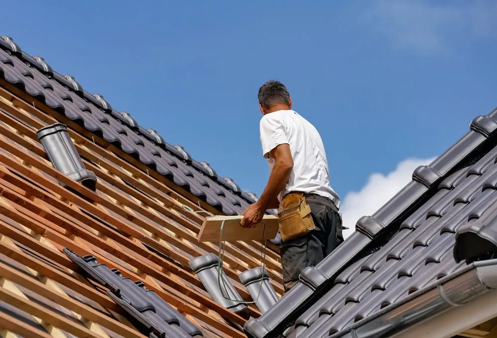 Reliable metal roofing installation experts serving St. Louis, MO - St Louis Synthetic Roofing