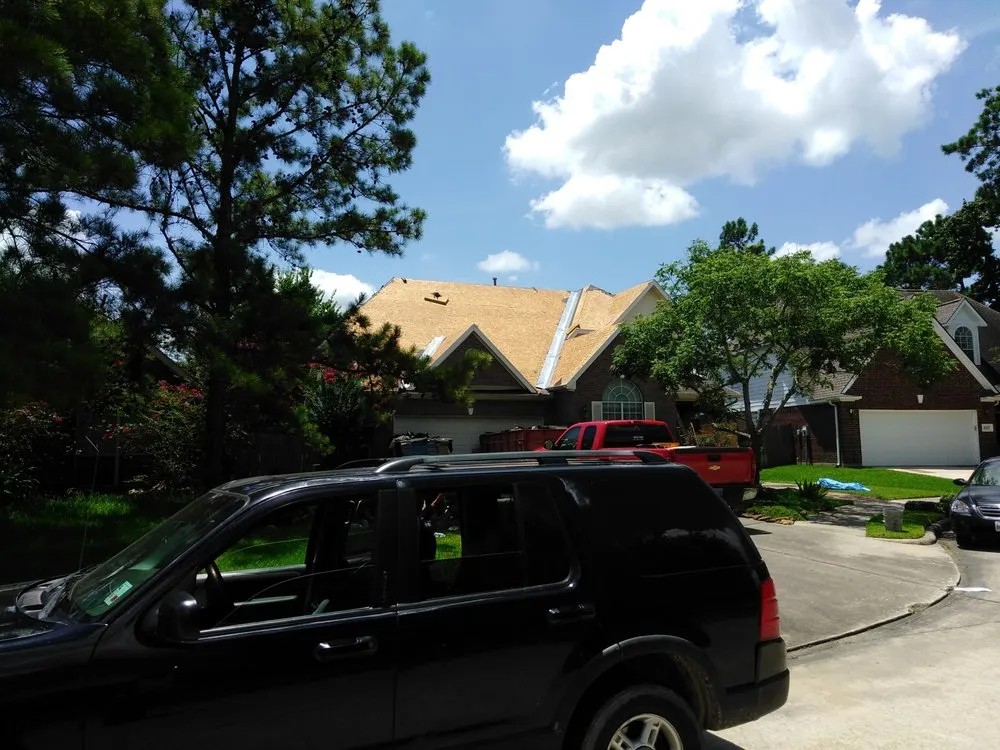 Slide of Stades Roofing