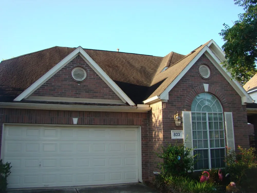 Slide of Stades Roofing