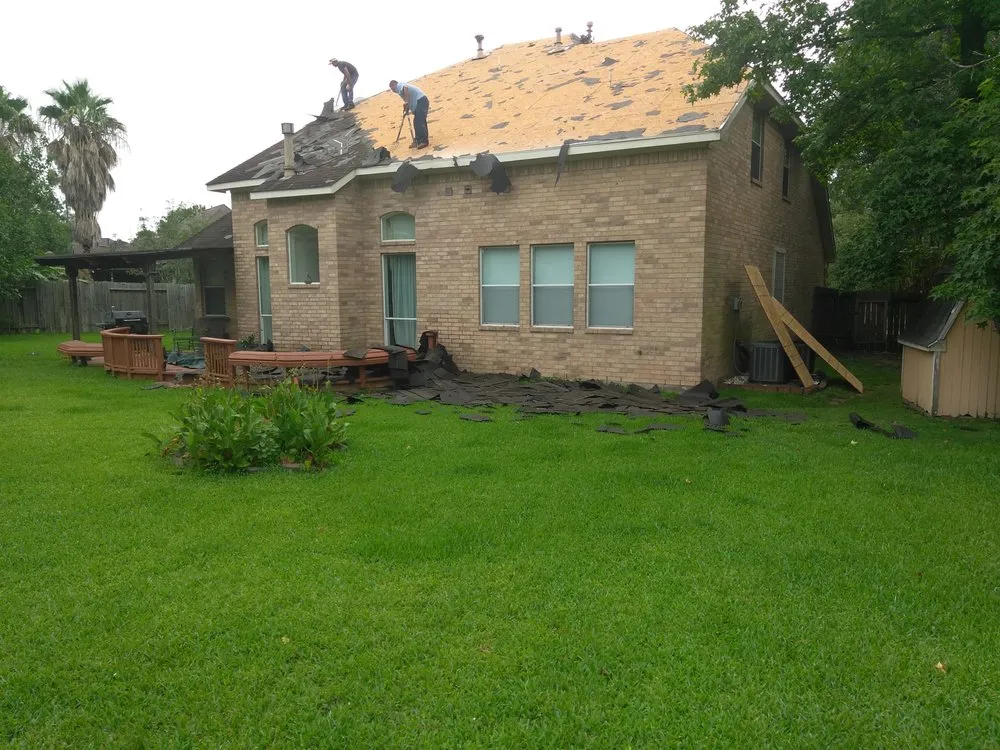 Slide of Stades Roofing