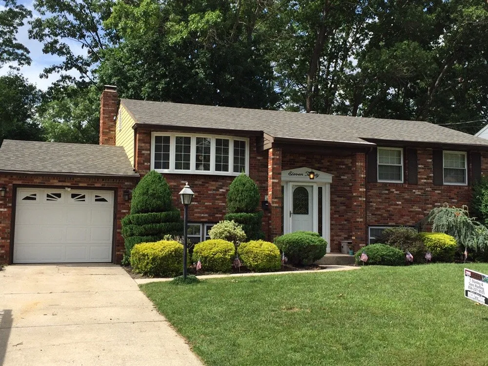 Slide of Stanley & Sons Roofing