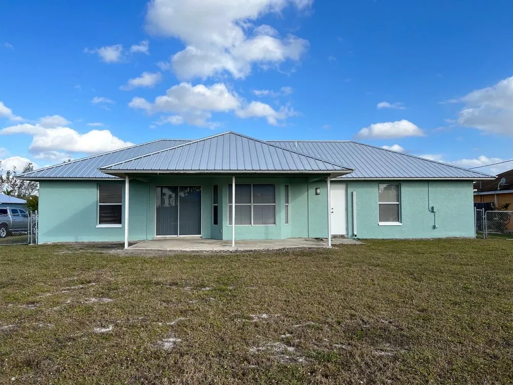 Trusted residential roofing service experts serving Sorrento, FL - Stanley's Roofing