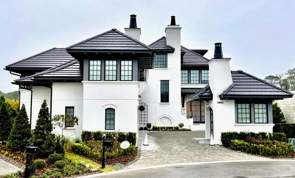 Stanley's Roofing