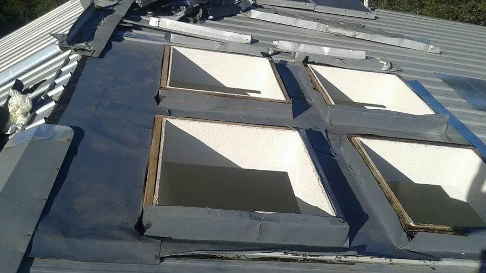 Slide of Star Capital Roofing