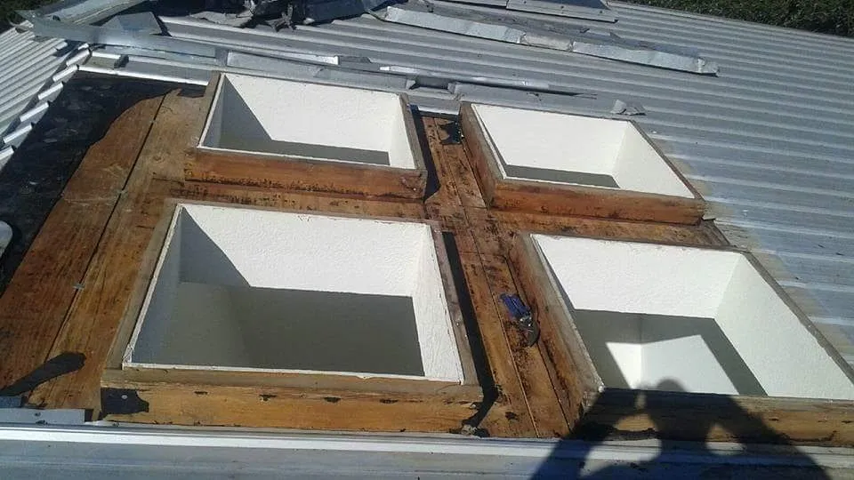 Slide of Star Capital Roofing