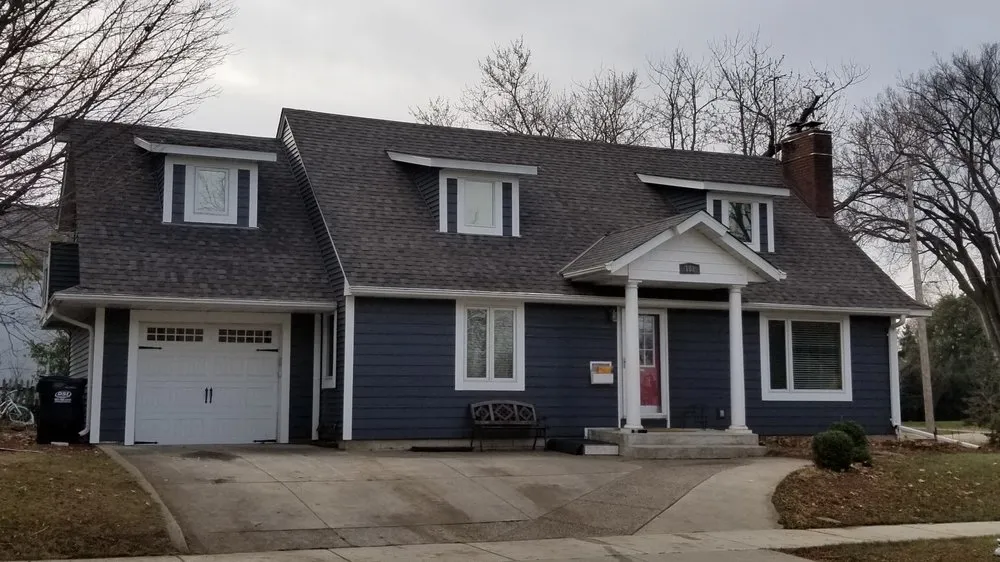 Slide of Star Exteriors