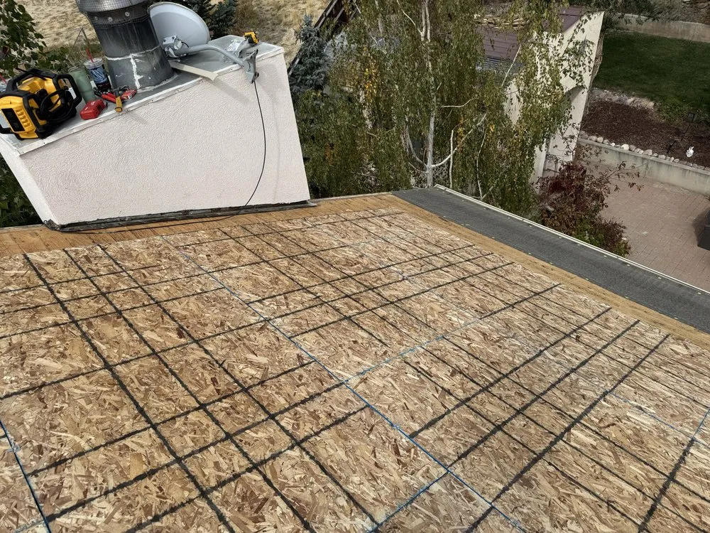 Slide of Star Roofing and Construction