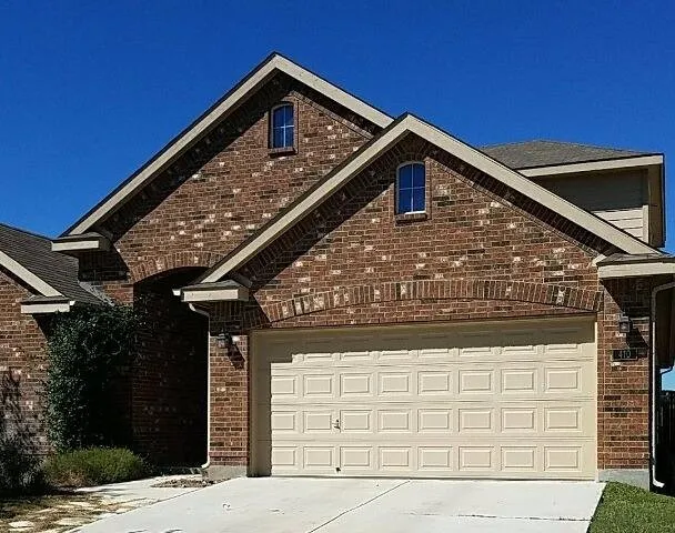 Local shingle roofing service in Round Mountain, TX - Starr Roofing & Gutters