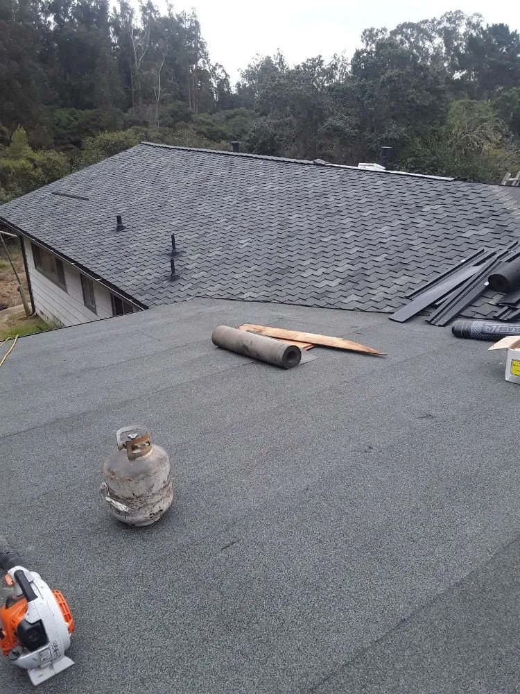 Slide of Stars & Stripes Roofing