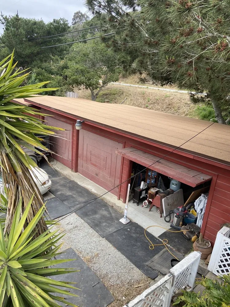 Slide of Stars & Stripes Roofing