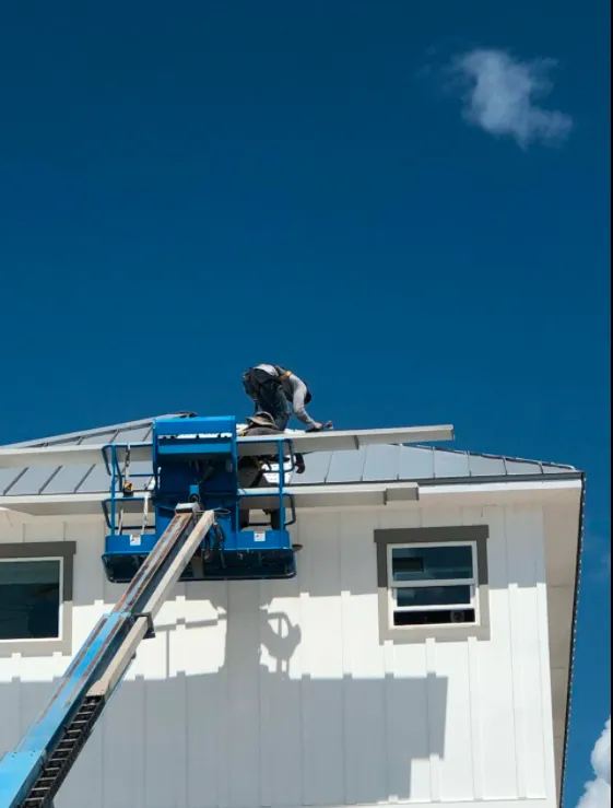 Slide of Stateline Roofing and Construction