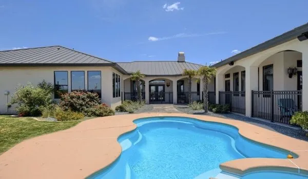 Statewide Roofing of Texas Logo