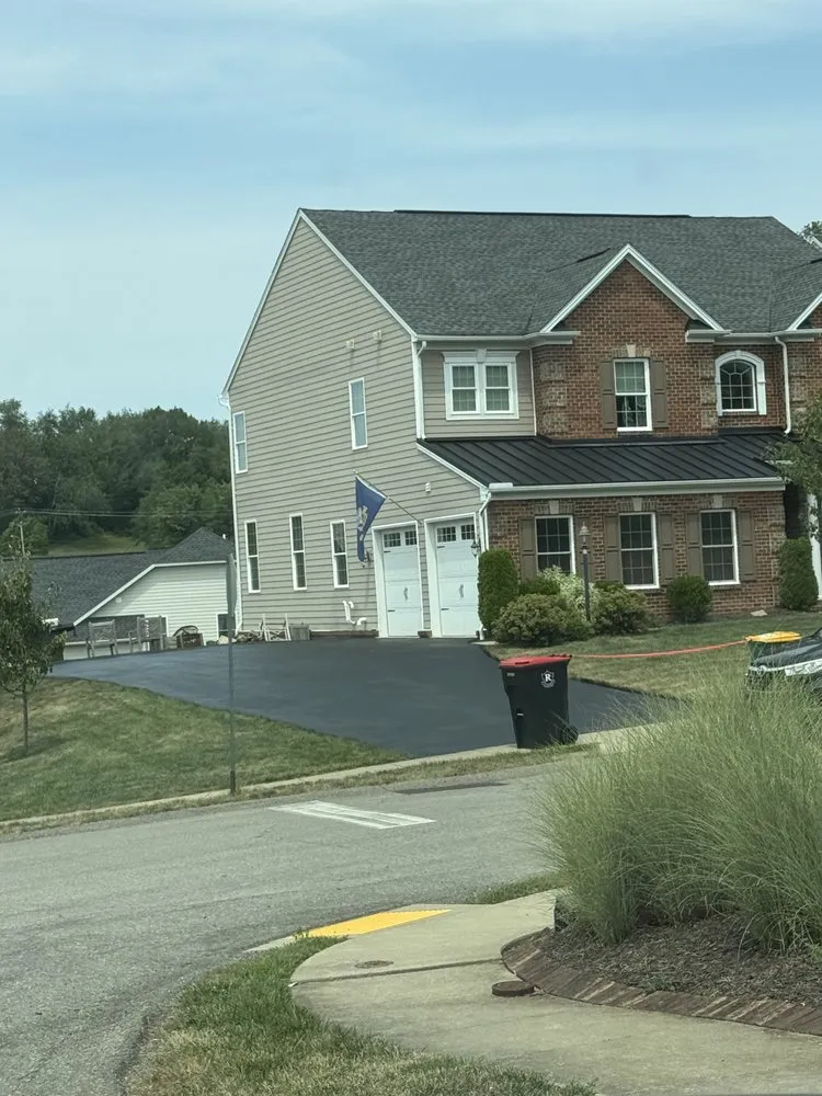 Reliable shingle roofing service for fast service in Carnot-Moon, PA by Steel City Roofing & Sealcoating